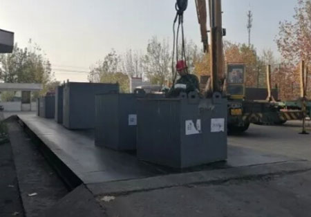 地磅校驗(yàn)現(xiàn)場(chǎng)